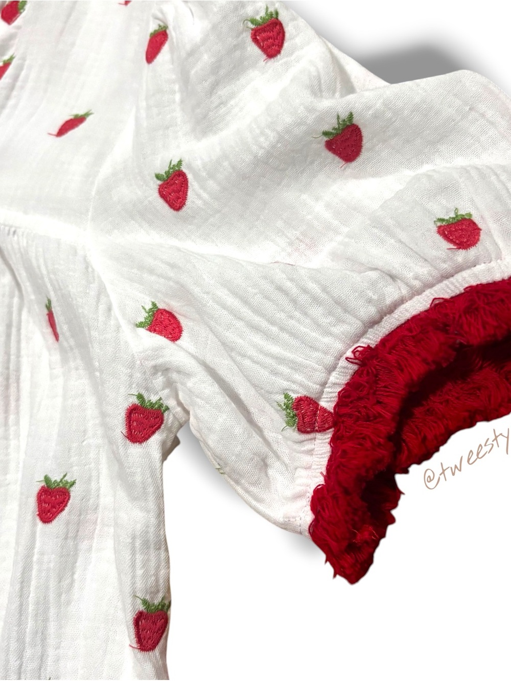 VOY Strawberry Embroidered Gauze Top Ivory Red Tassel Large - Picture 4 of 11